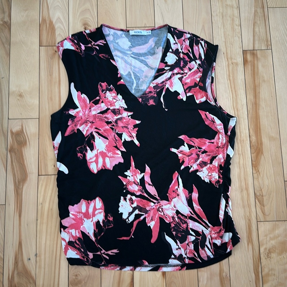 Ricki’s Sleeveless Blouse